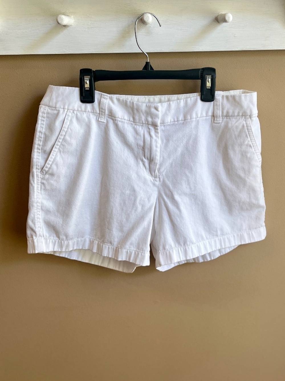 J.CREW Factory White 5" Classic Chino Shorts Size 8